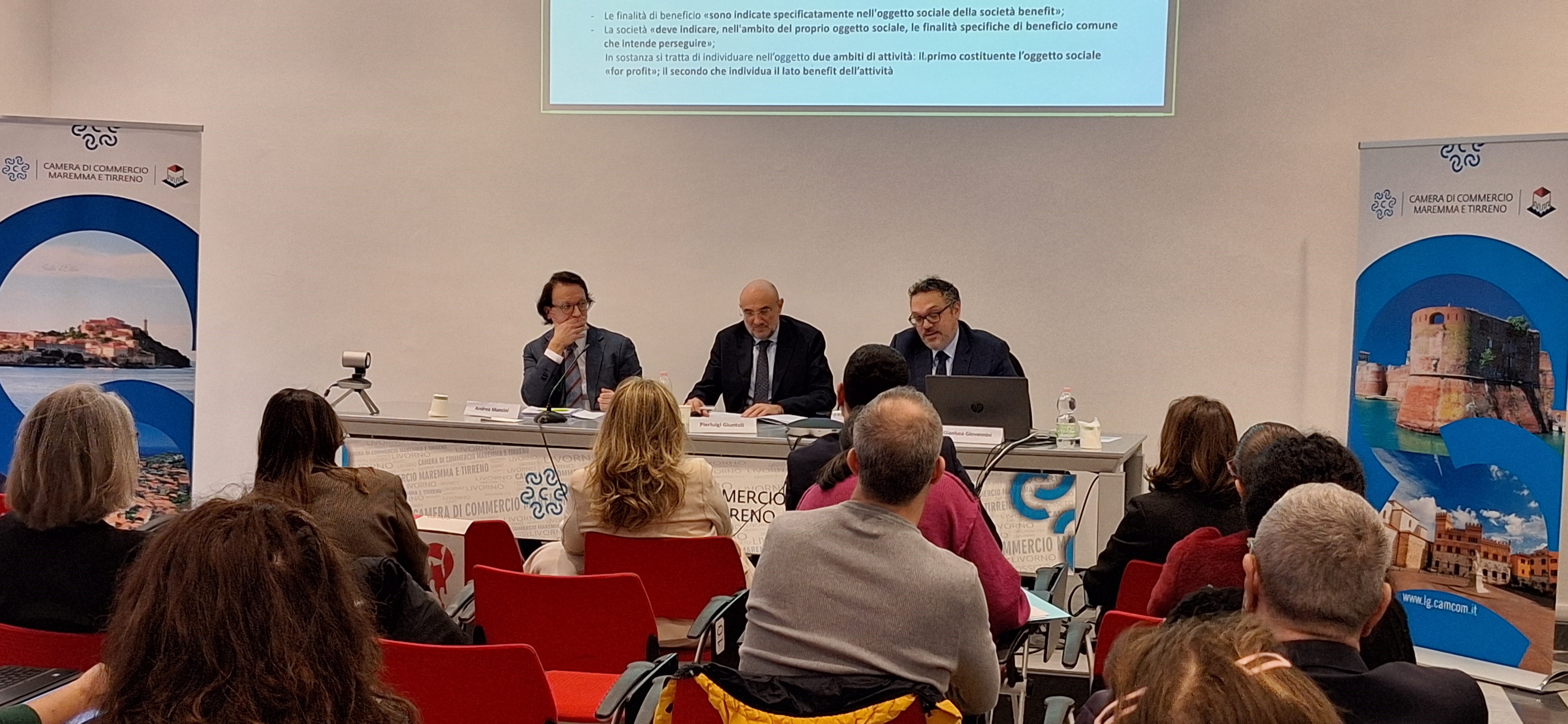 Il tavolo dei relatori